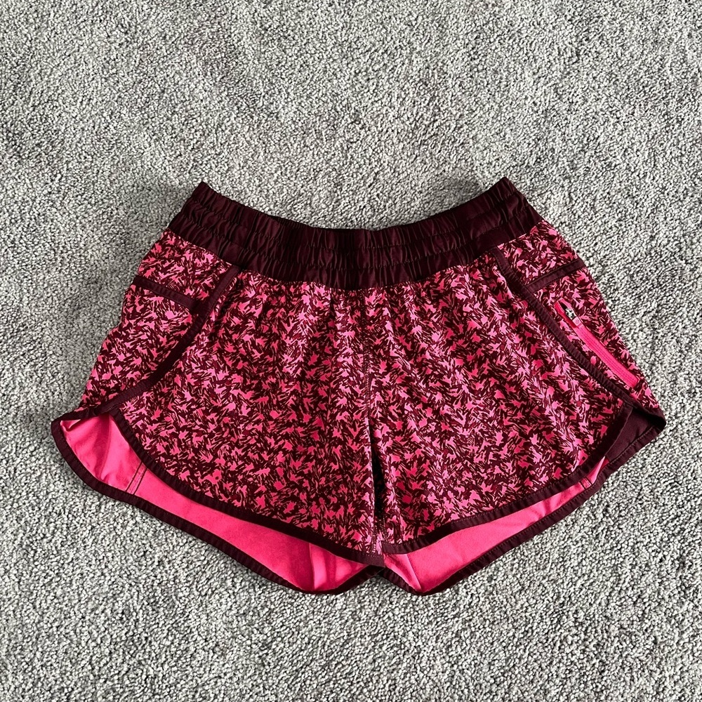 Lululemon Hotty Hot Running Shorts, Sz 8
